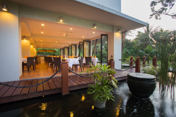 Bintang Flores Hotel