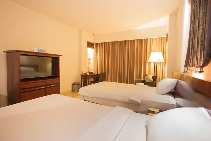 Bintang Flores Hotel