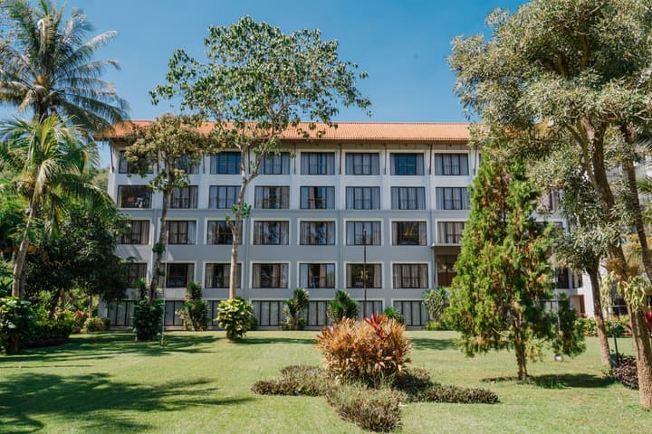 Bintang Flores Hotel