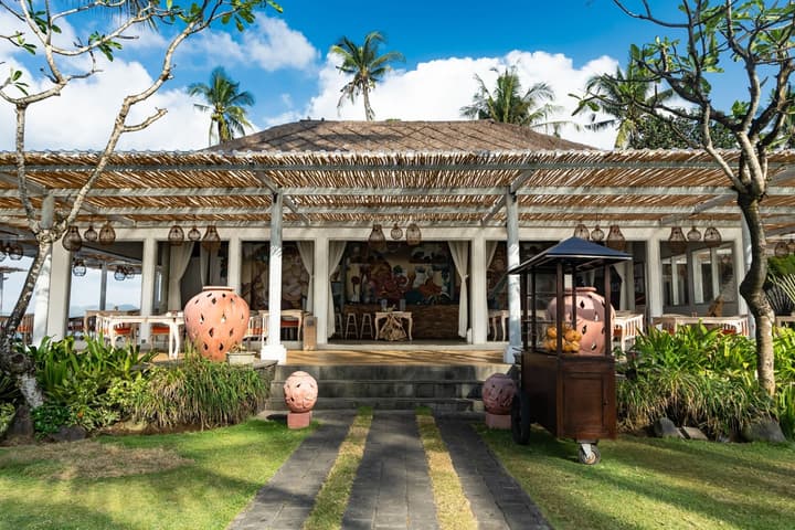 Nirwana Beach & Resort