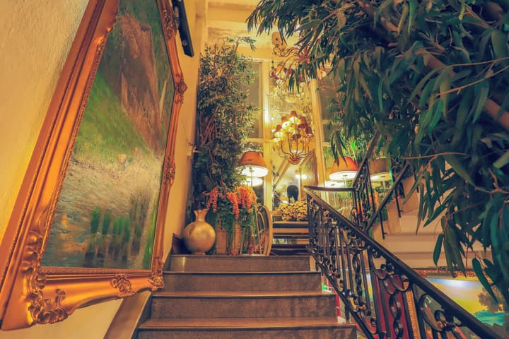 Diamond City Hotel