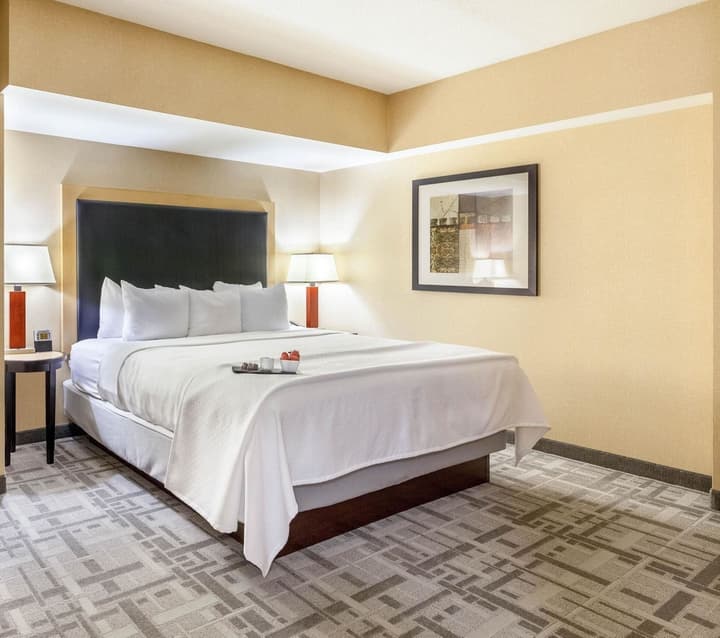 Cambria Hotel Pittsburgh - Downtown