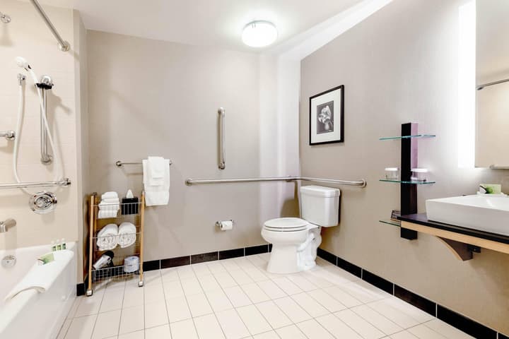 Cambria Hotel Pittsburgh - Downtown