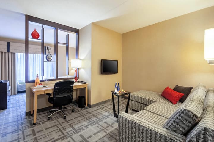 Cambria Hotel Pittsburgh - Downtown
