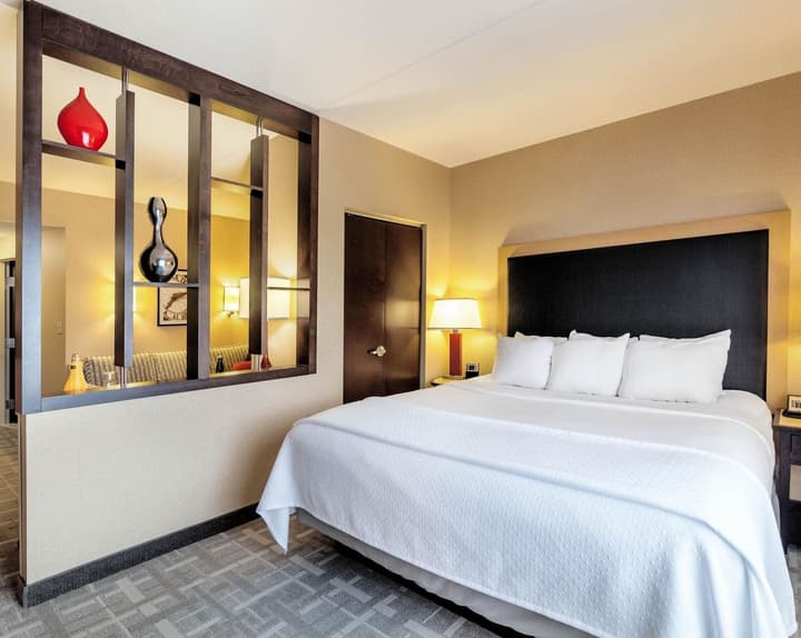 Cambria Hotel Pittsburgh - Downtown