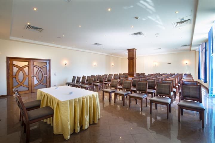 Amwaj Oyoun Resort & Casino