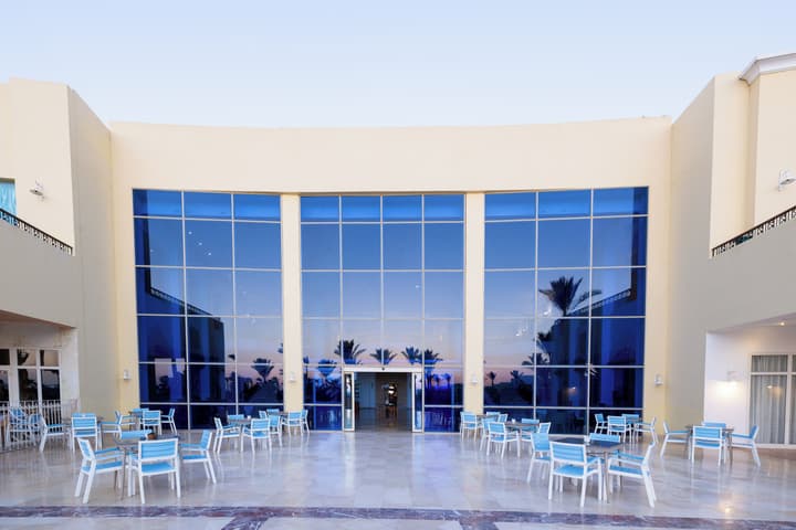 Amwaj Oyoun Resort & Casino