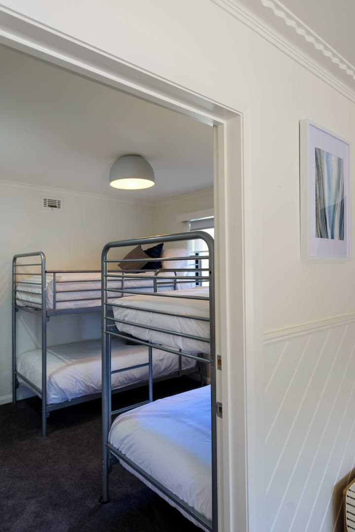 Georges Bay Apartments