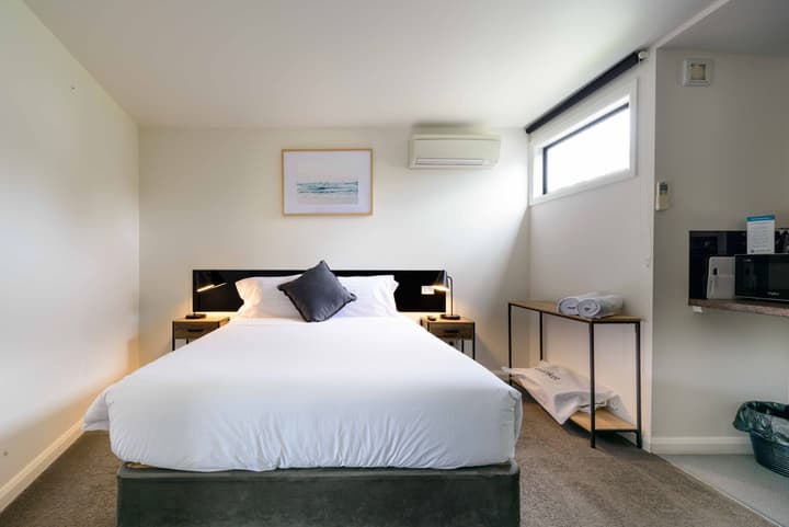 Georges Bay Apartments