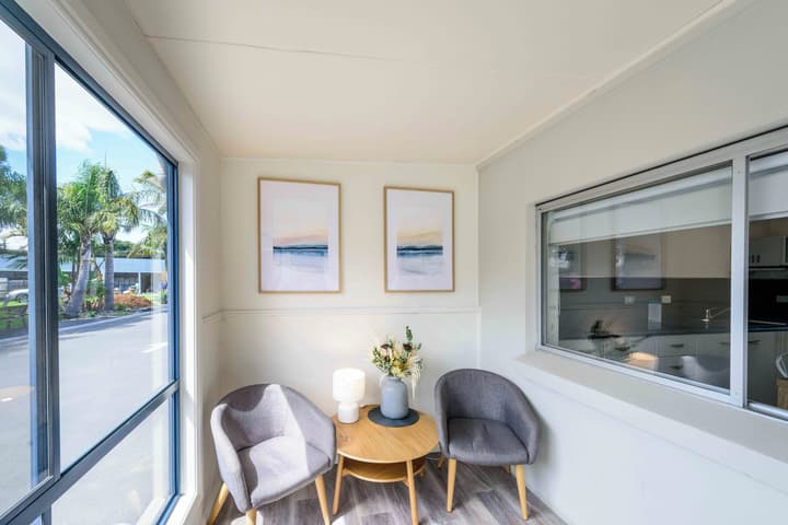Georges Bay Apartments