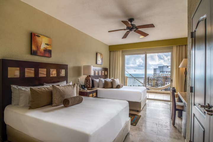 Villa del Palmar Cancun Luxury Beach Resort & Spa