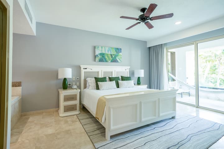 Villa del Palmar Cancun Luxury Beach Resort & Spa