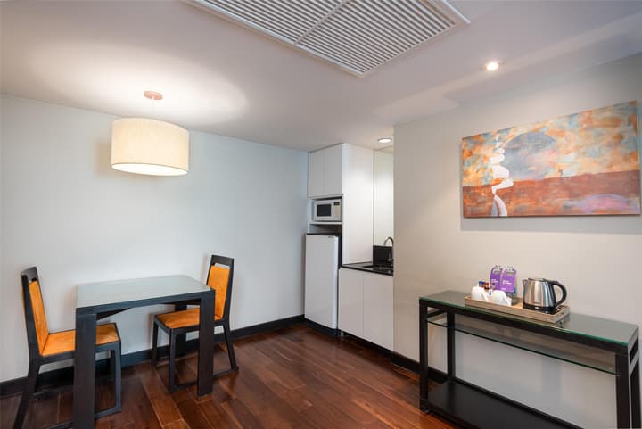 Radisson Suites Bangkok Sukhumvit