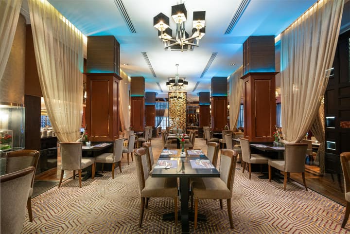Radisson Suites Bangkok Sukhumvit