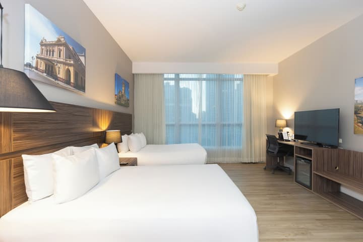 Victoria Hotel and Suites Panama