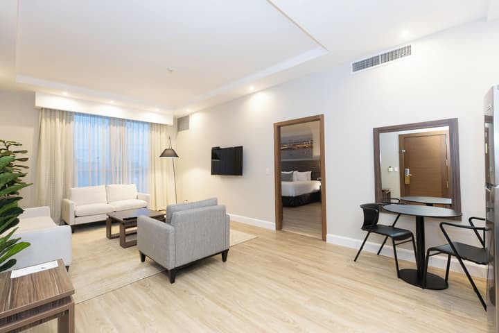 Victoria Hotel and Suites Panama