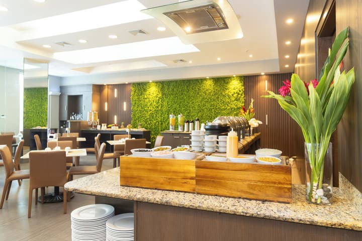 Victoria Hotel and Suites Panama
