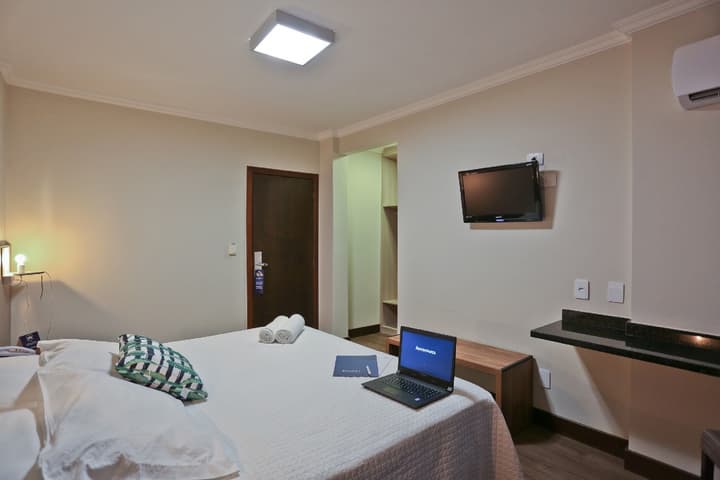 Sandri City Hotel
