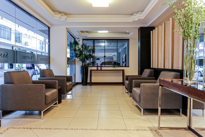 Sandri City Hotel
