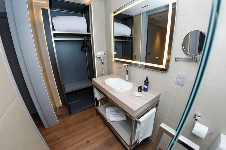 Sandri City Hotel