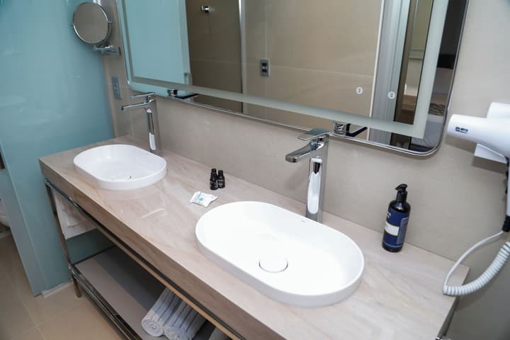 Sandri City Hotel
