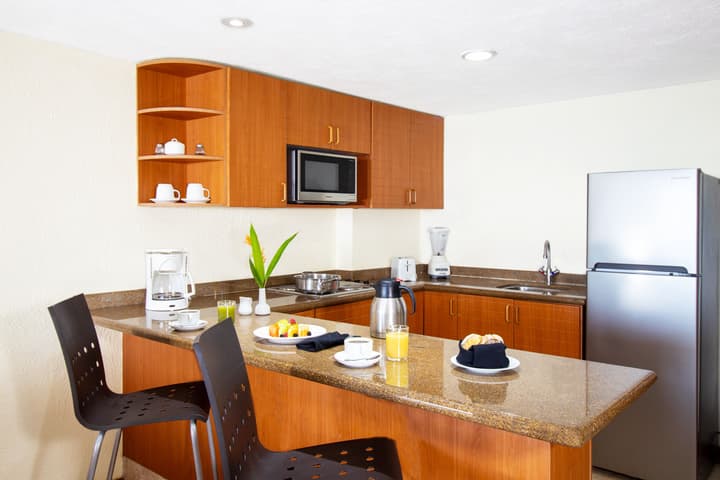 Plaza Pelicanos Grand Beach Resort - All Inclusive
