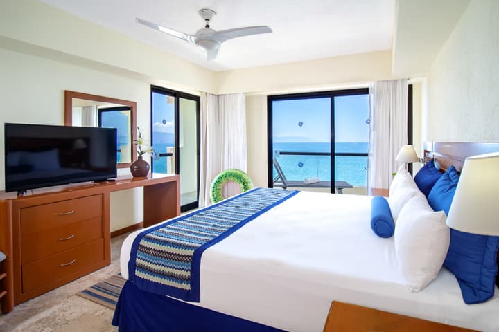 Plaza Pelicanos Grand Beach Resort - All Inclusive
