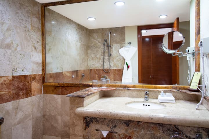 Plaza Pelicanos Grand Beach Resort - All Inclusive