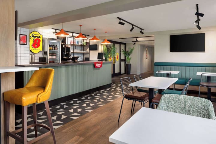 Super 8 by Wyndham Durham