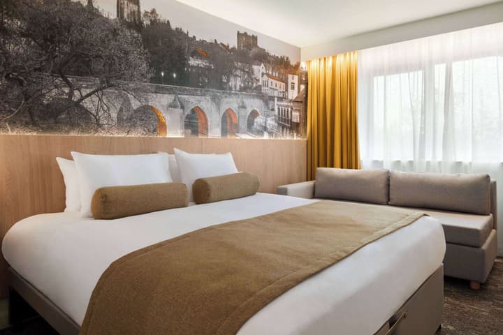 Super 8 by Wyndham Durham