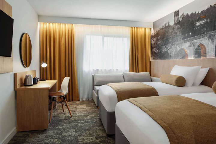 Super 8 by Wyndham Durham