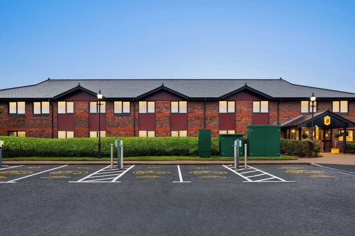 Super 8 by Wyndham Durham