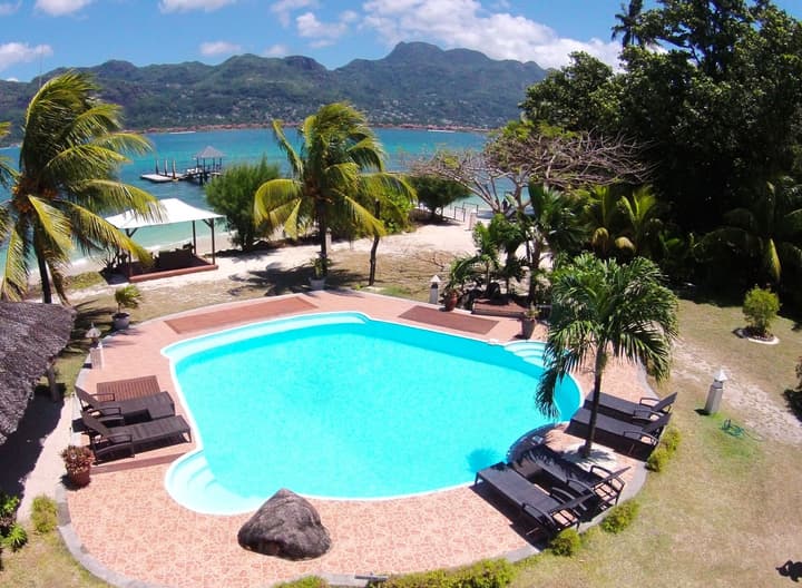 L Habitation Cerf Hotel