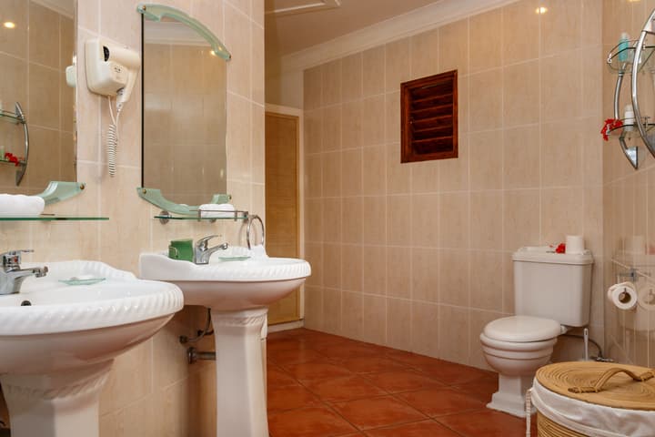 L Habitation Cerf Hotel