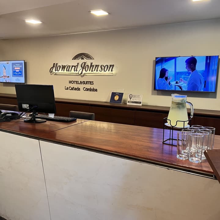 Howard Johnson by Wyndham Córdoba La Cañada