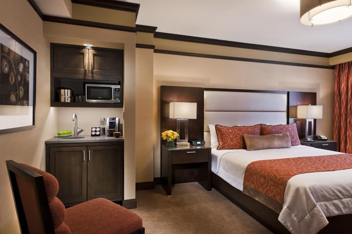 The Pearl New York