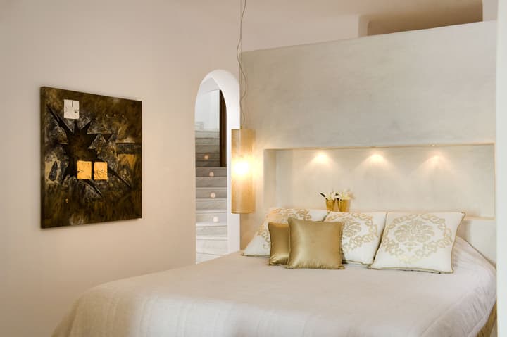 Gold Suites