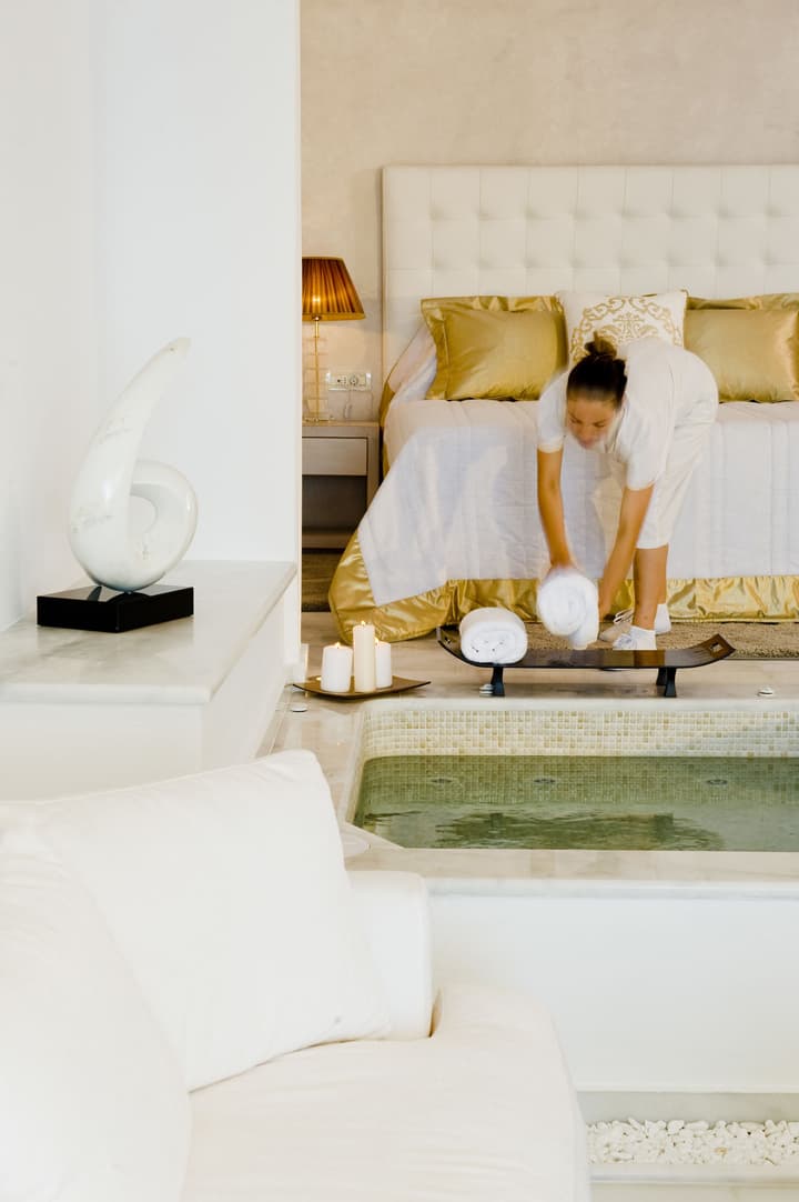 Gold Suites