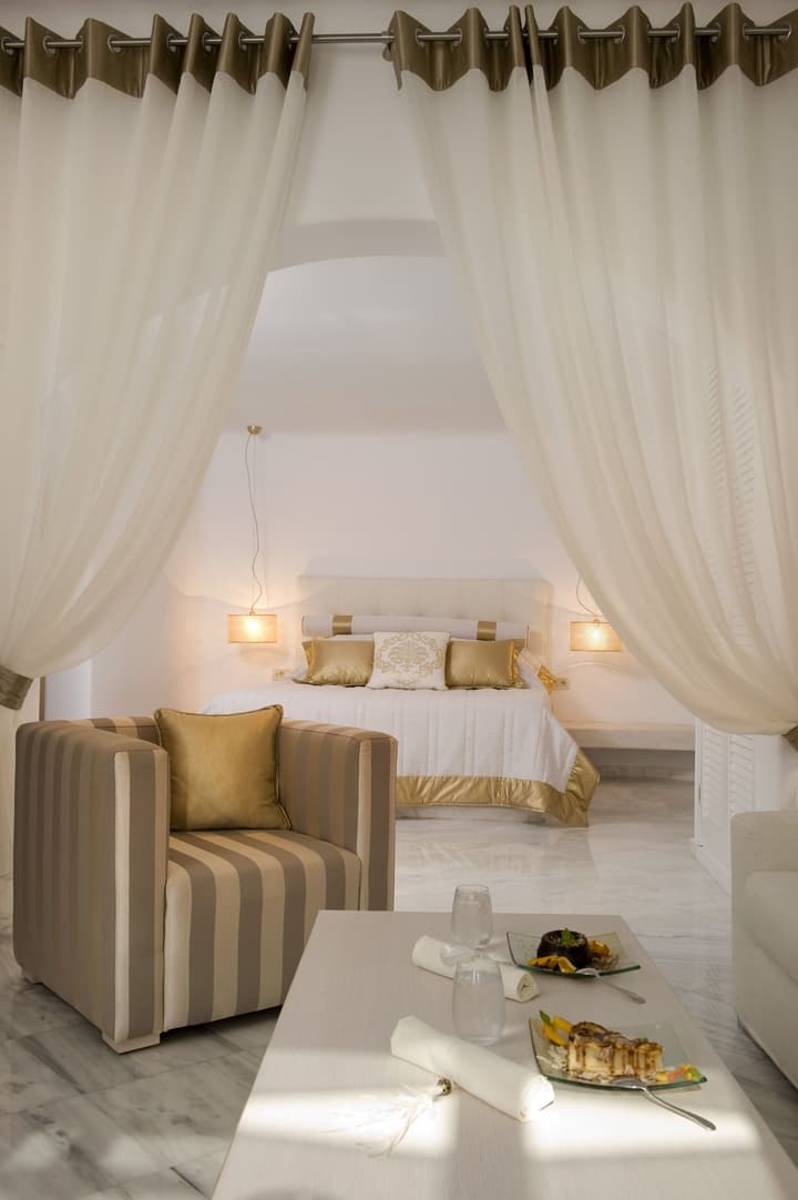 Gold Suites