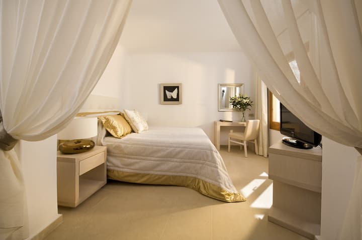 Gold Suites