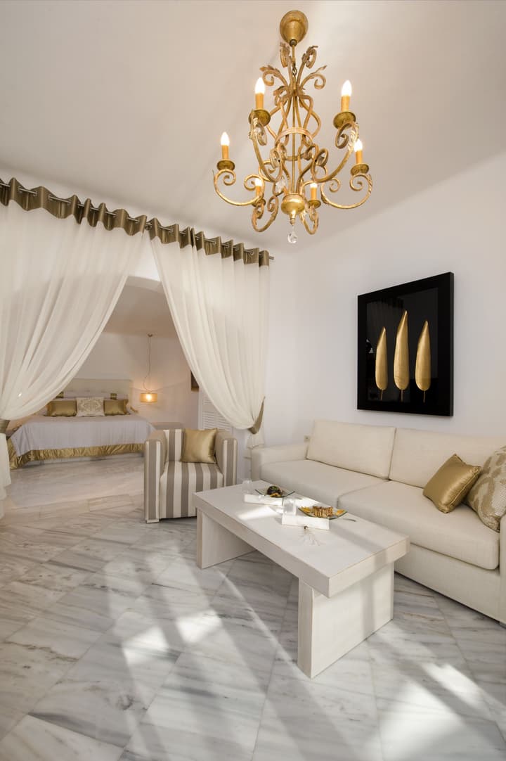 Gold Suites