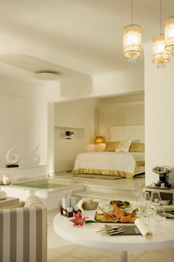 Gold Suites