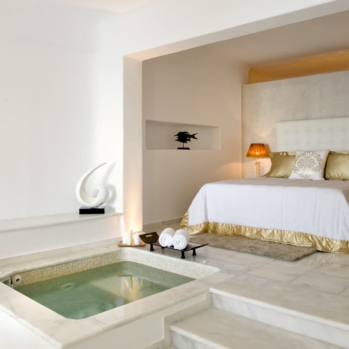 Gold Suites