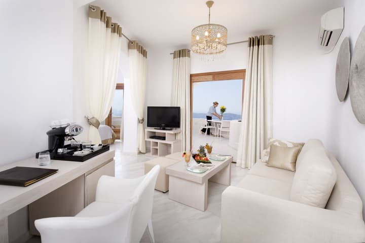 Gold Suites