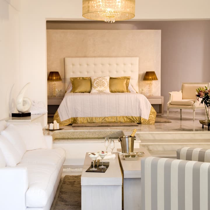 Gold Suites