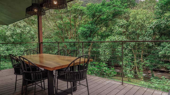 El Silencio Lodge and Spa