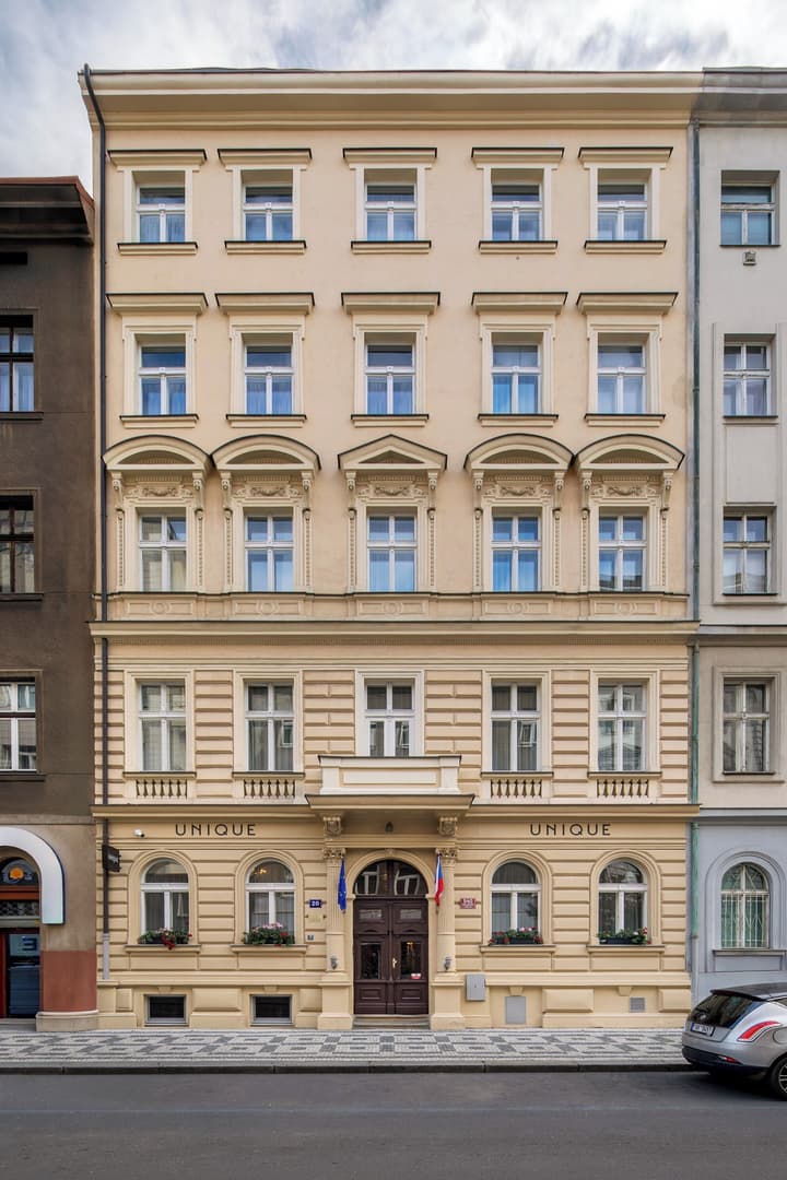 Hotel Unique