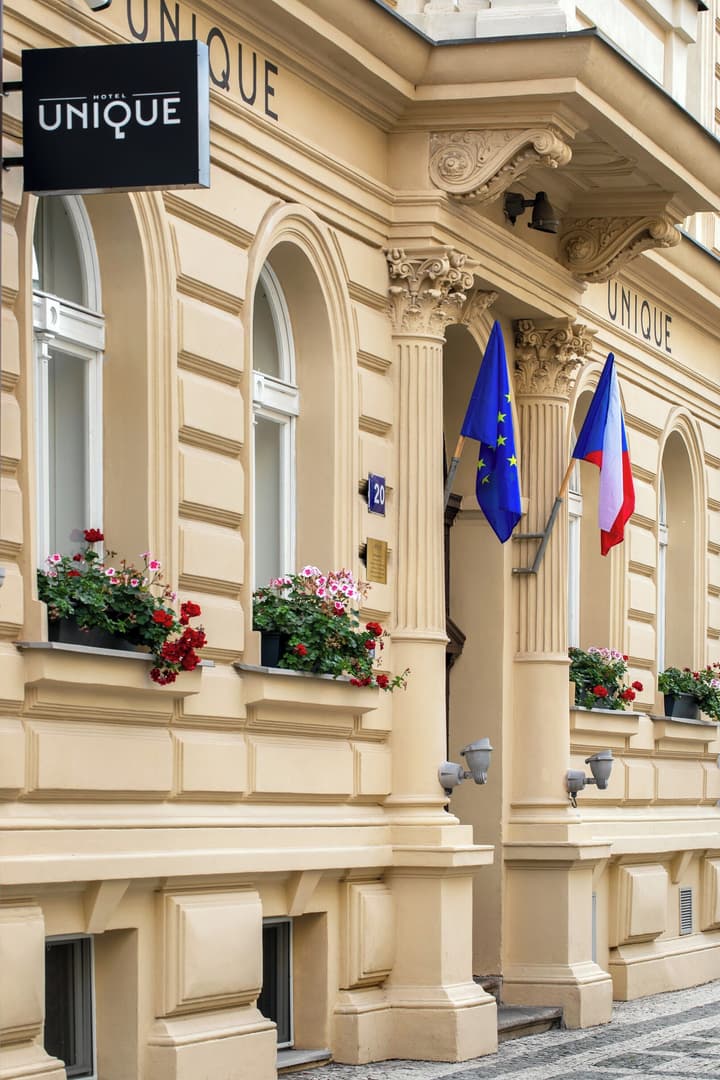 Hotel Unique