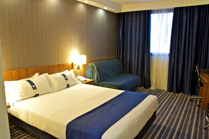 Holiday Inn Express Campo De Gibraltar - Barrios by IHG