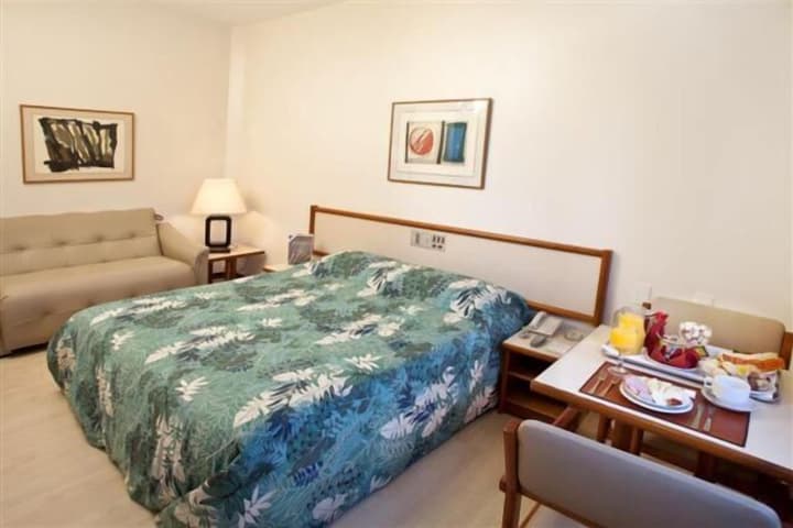 Hotel Boulevard Express